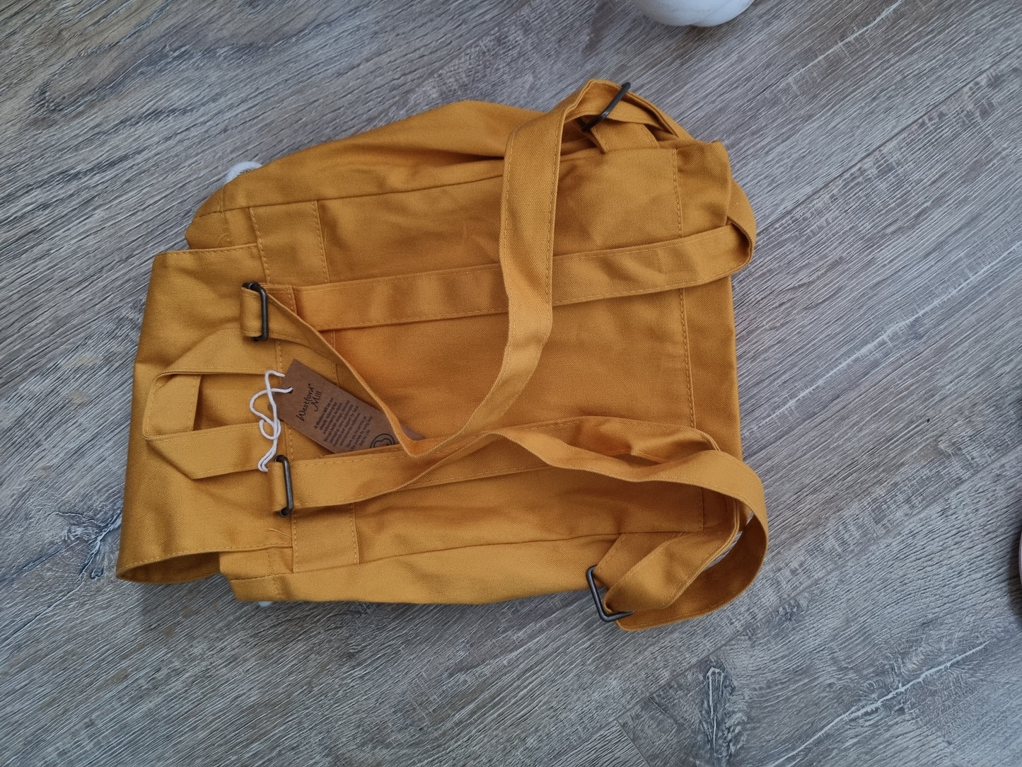 Sac a dos moutarde C.S.Créatif